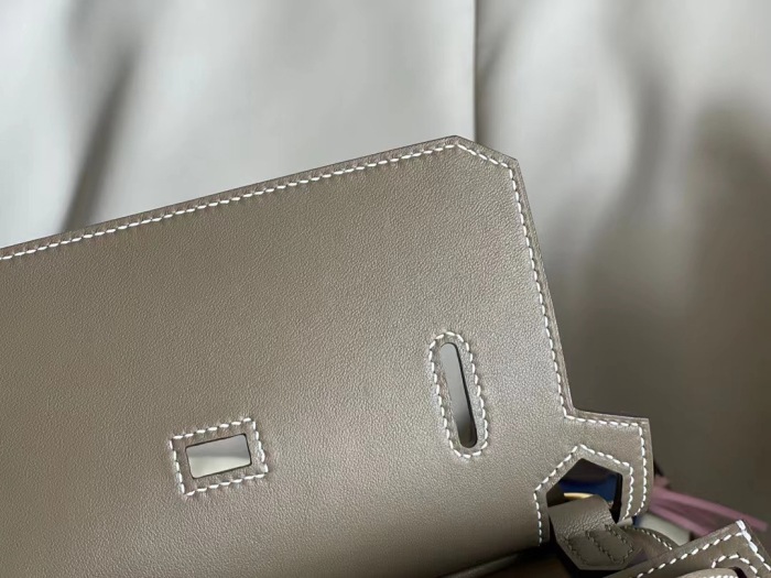 H*ermes Top qulity 1:1  Bag 23*17*5 CM