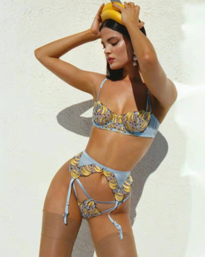 Wholesale Valentine Lingerie Banana Embroidery  Three Piece Underwear