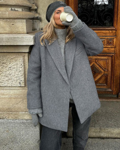 Winter women's long-sleeved premium thickened woolen coat