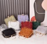 Fashionable tassel dinner bag, portable banquet bag, handmade bag
