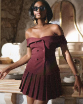 Fashionable off-shoulder double-breasted top and pleated skirt suit
