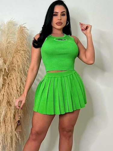 Summer solid color sleeveless round neck pleated skirt knitted two-piece set