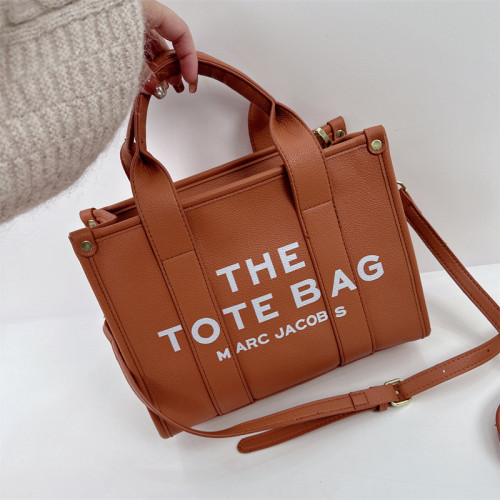 Macaroon color ladies handbag PU