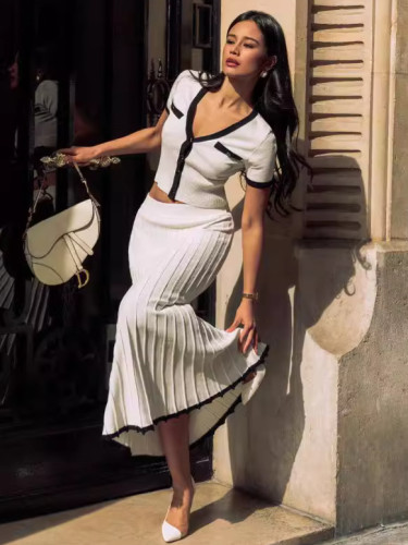 Women's Vintage Elegant Knitted Top and Skirt Set