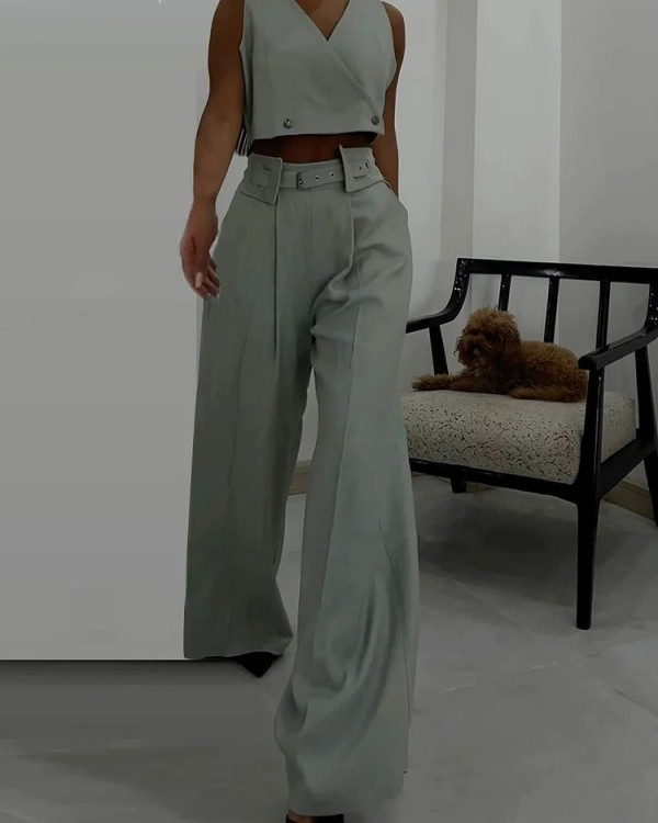 Women's stylish casual sleeveless solid color two-piece suit
