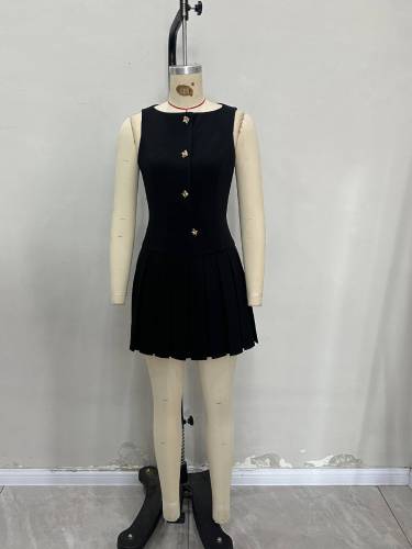 Women's wide hem pleated solid color sleeveless short dress