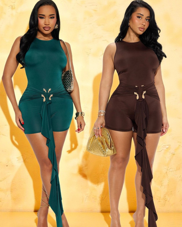 Women's solid color jumpsuit with metal buckle