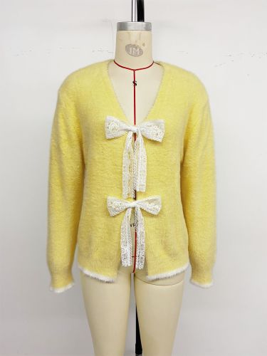 Sweet pullover knitted V-neck bow sweater for women