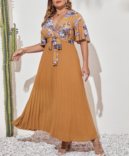 Plus size flower print pleated long dress