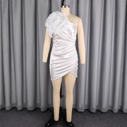 Sexy slash shoulder white dress satin three-dimensional floral party dress