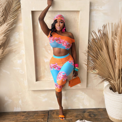 Women's Printed Off-Shoulder Crop Top High-Waist Capri Pants Set