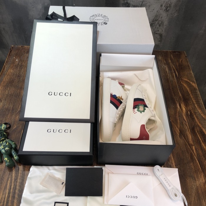 Gucci Ace embroidered sneaker 80