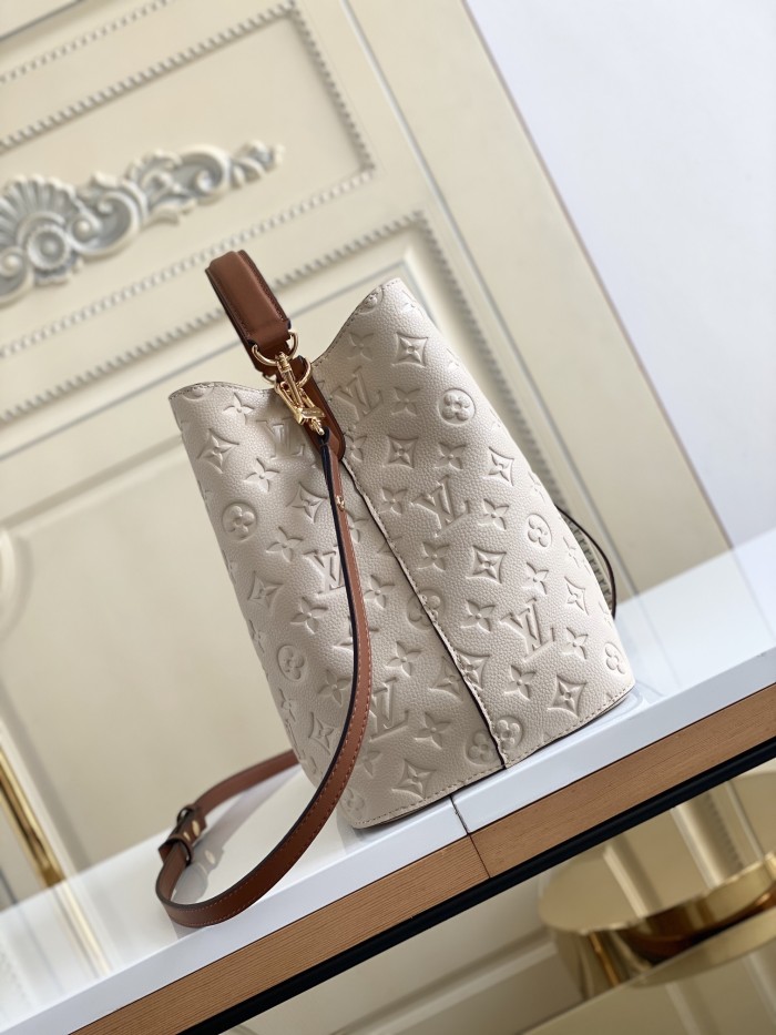 Handbag Louis Vuitton M45256 M45306 M45256 M45306 size 26.0 x 26.0 x 17.5 cm