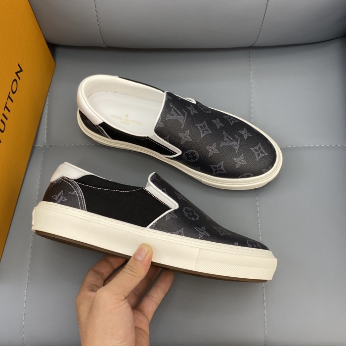 Louis Vuitton Monogram Denim sneaker 21
