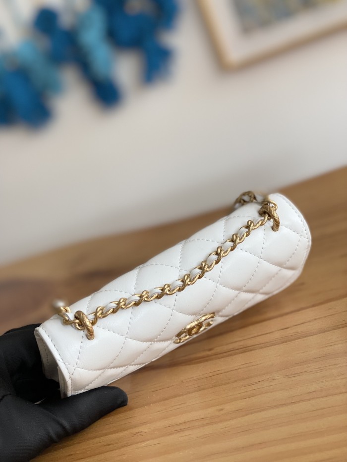 Handbag Chanel 81238 size 16 cm