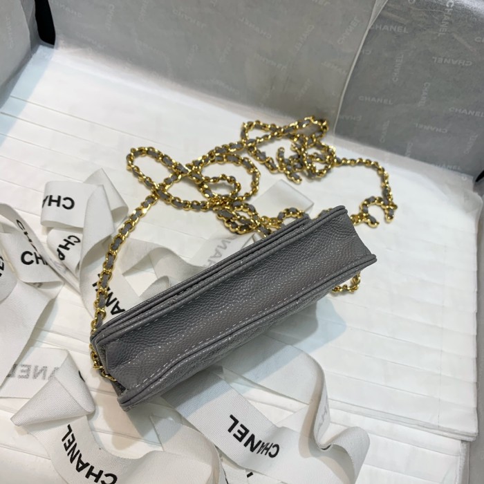 Handbag Chanel 81139 size 12 8.5 2 cm