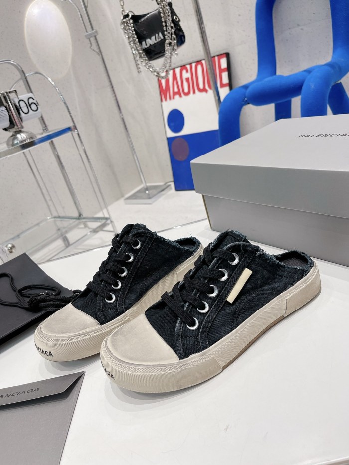Balenciaga Paris Sneaker 3