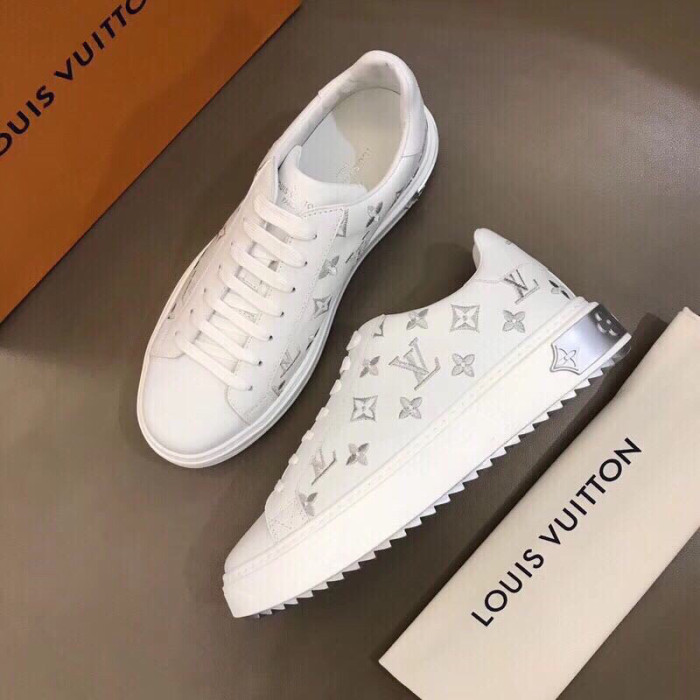 Louis Vuitton Low Top sneaker 32
