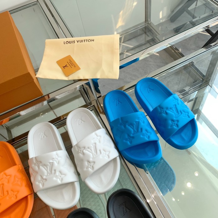 Louis Vuitton shoes WOMEN 2