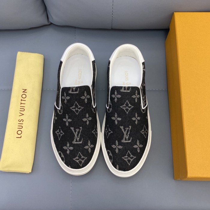 Louis Vuitton Monogram Denim sneaker 28