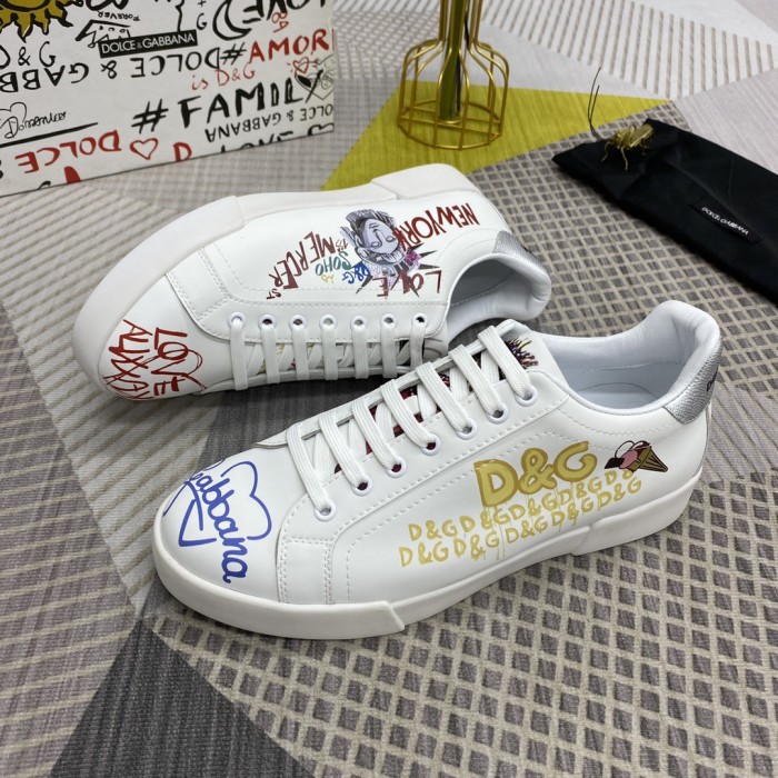 Dolce & Gabbana Low Tops Sneakers 100