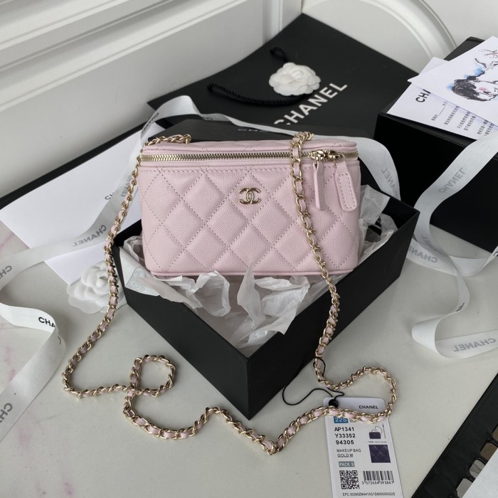 Handbag Chanel AP1341 size 9.5x17x8 cm