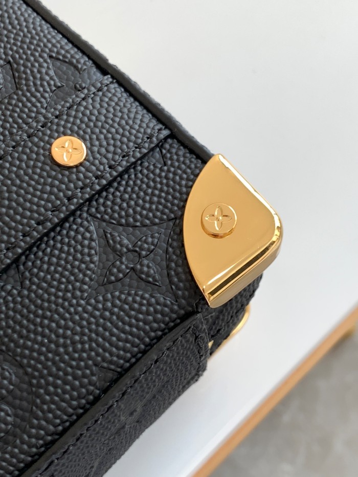 Handbag Louis Vuitton M57971 size 21.5 x 15 x 7 cm