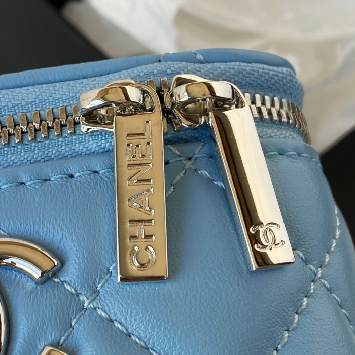 Handbag Chanel AP2718 size 12 cm