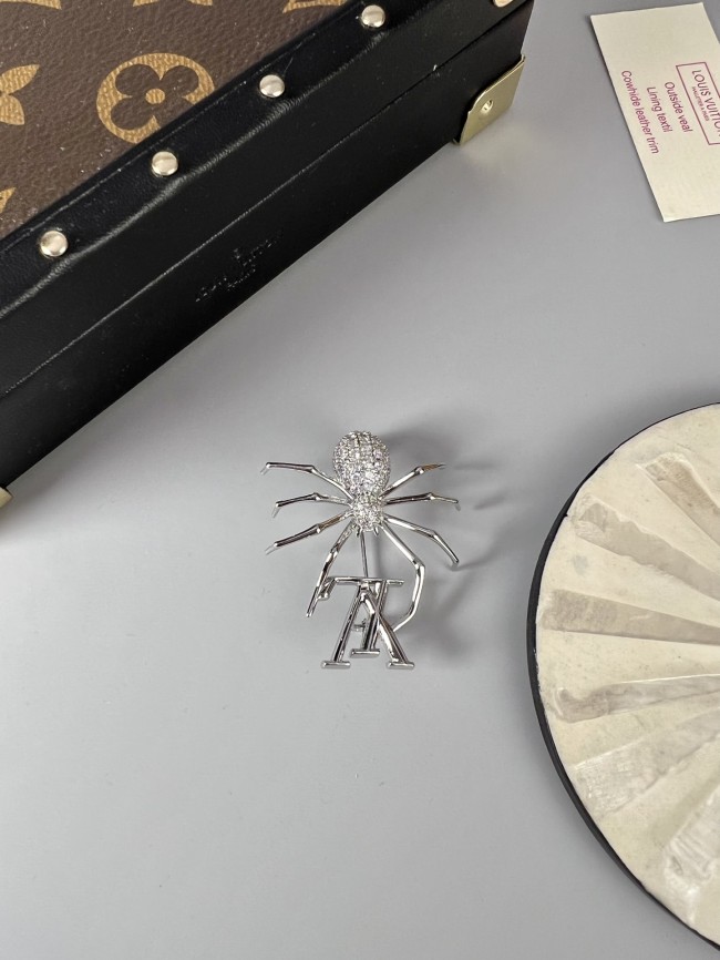 Clothes Louis Vuitton 99