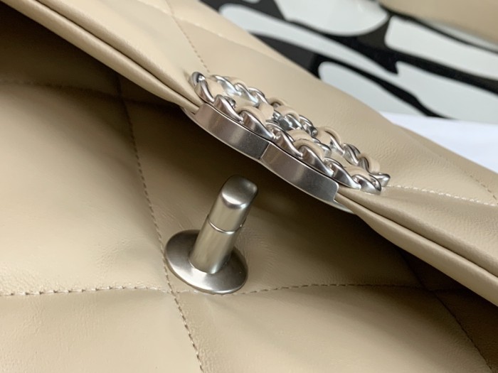 Handbag Chanel size 36 cm