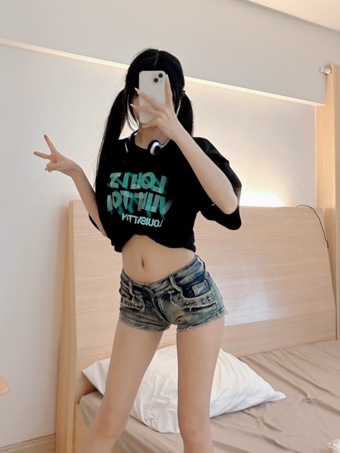 Clothes Louis Vuitton 426