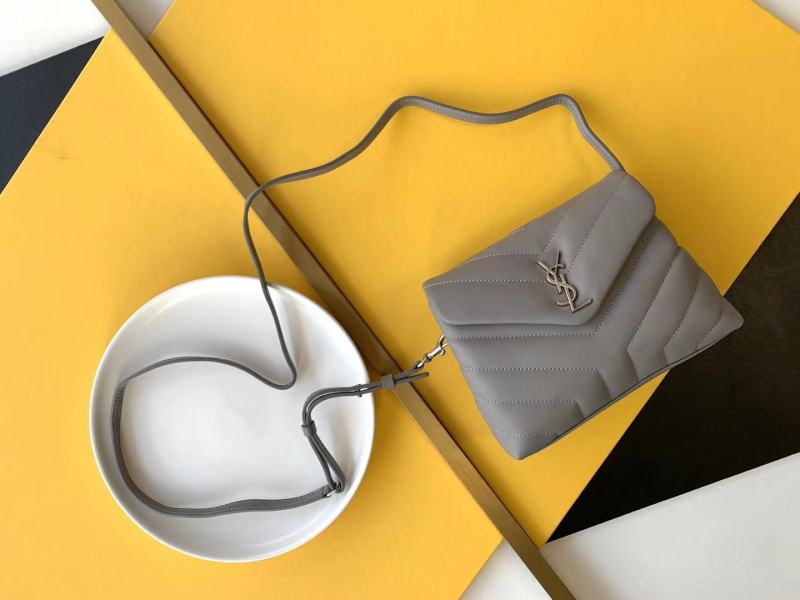 Handbags SAINT LAURENT 467072 size 20X14X7 cm