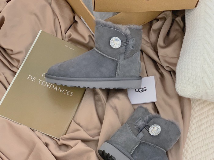 UGG Sneaker 43