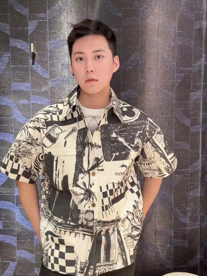 Clothes Louis Vuitton 205