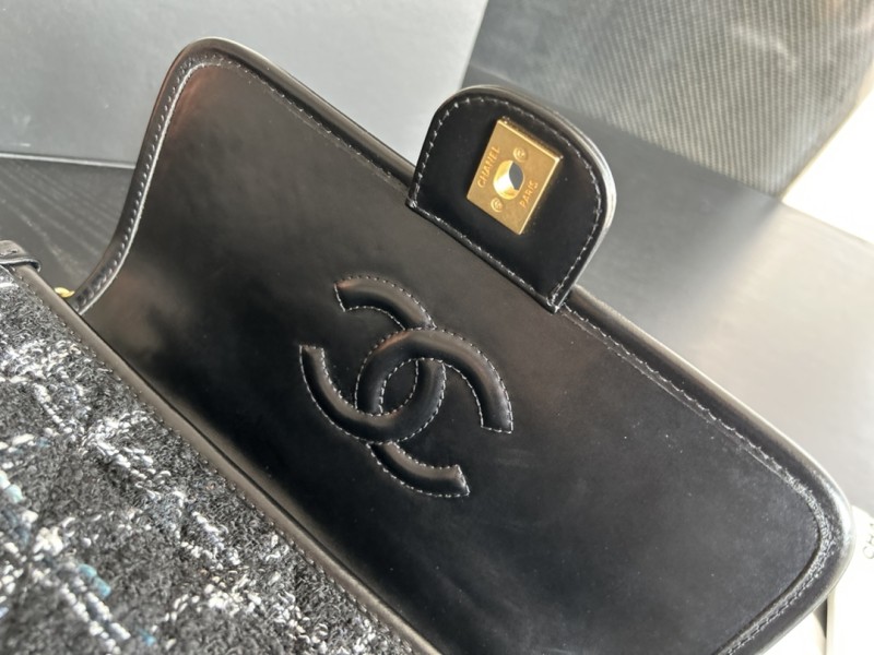 Handbag Chanel AS3653 size 25cmx21.5cmx7 cm