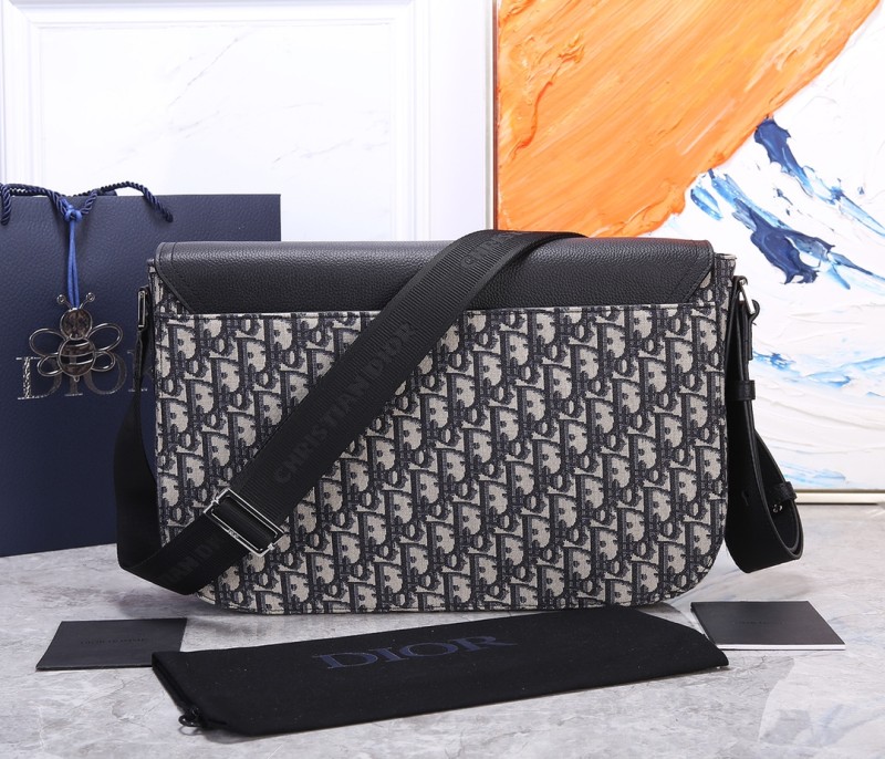 Handbag Dior 93355 size 36.5*24.5*5.5 cm