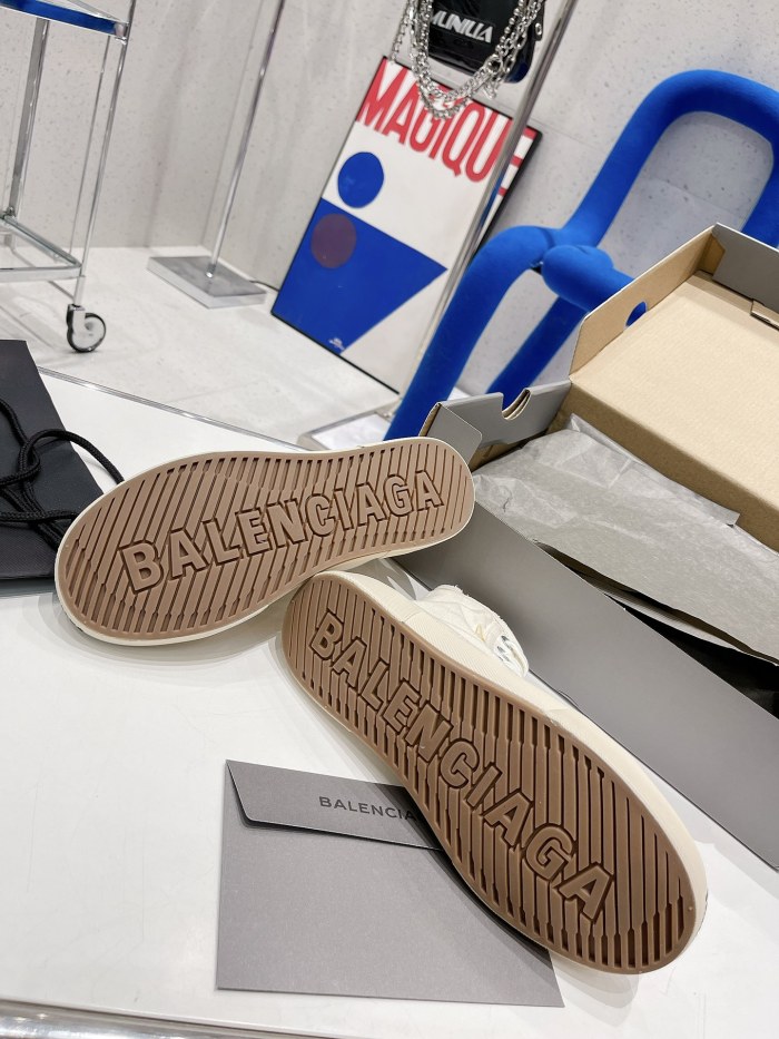 Balenciaga Paris Sneaker 3