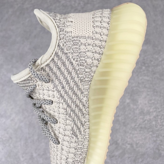 Kids yeezy 350 shoes 1