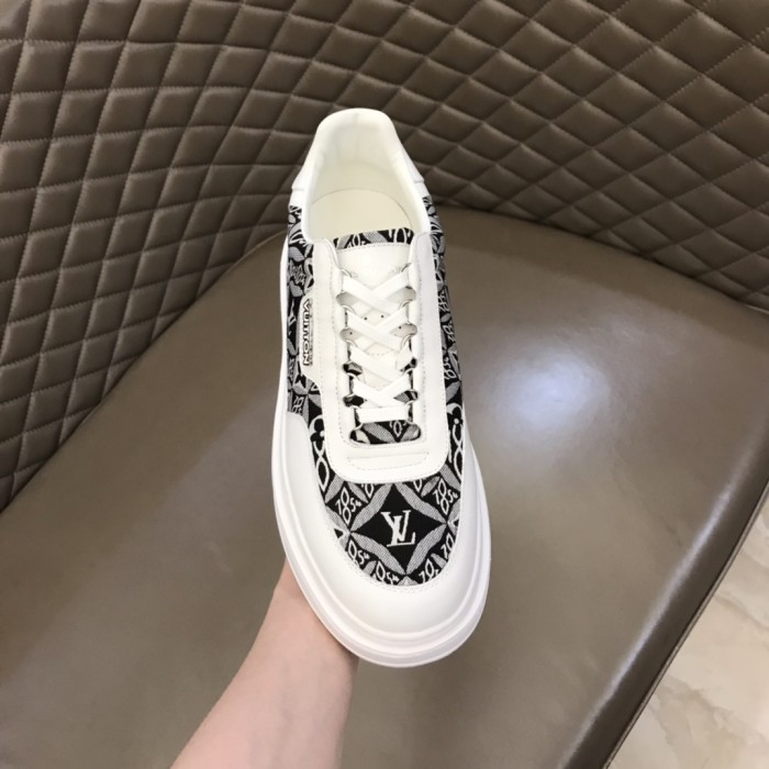 Louis Vuitton Low Top sneaker 2