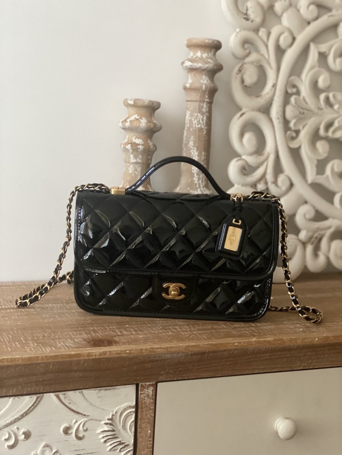 Handbag Chanel AS3653 size 25x21.5x7 cm