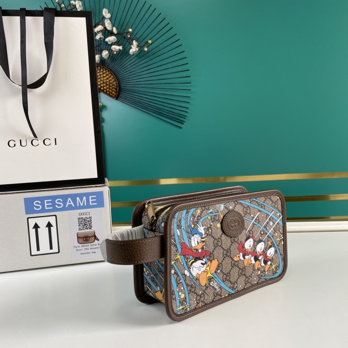 Handbag Gucci 647929 size 22*14*7 cm