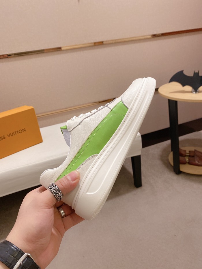 Louis Vuitton Low Top sneaker 120