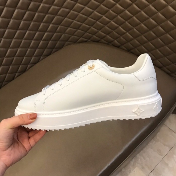 Louis Vuitton Low Top sneaker 27