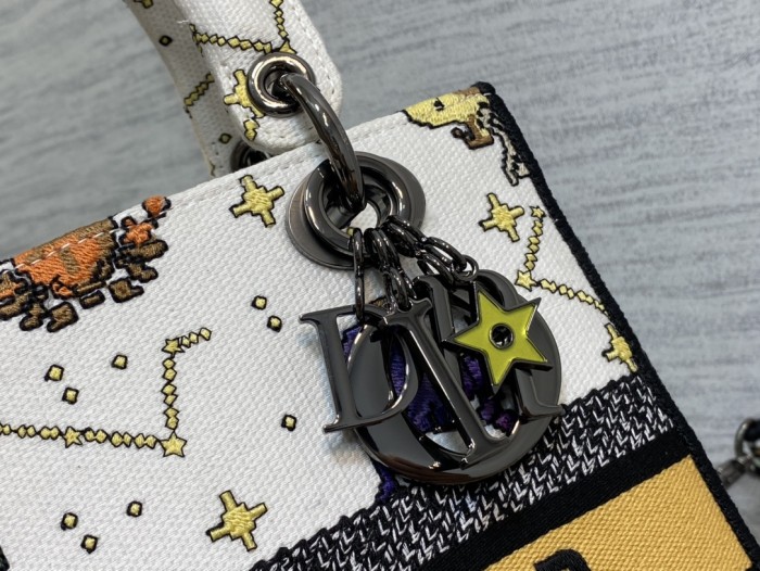 Handbag Dior size 24*12*20 cm