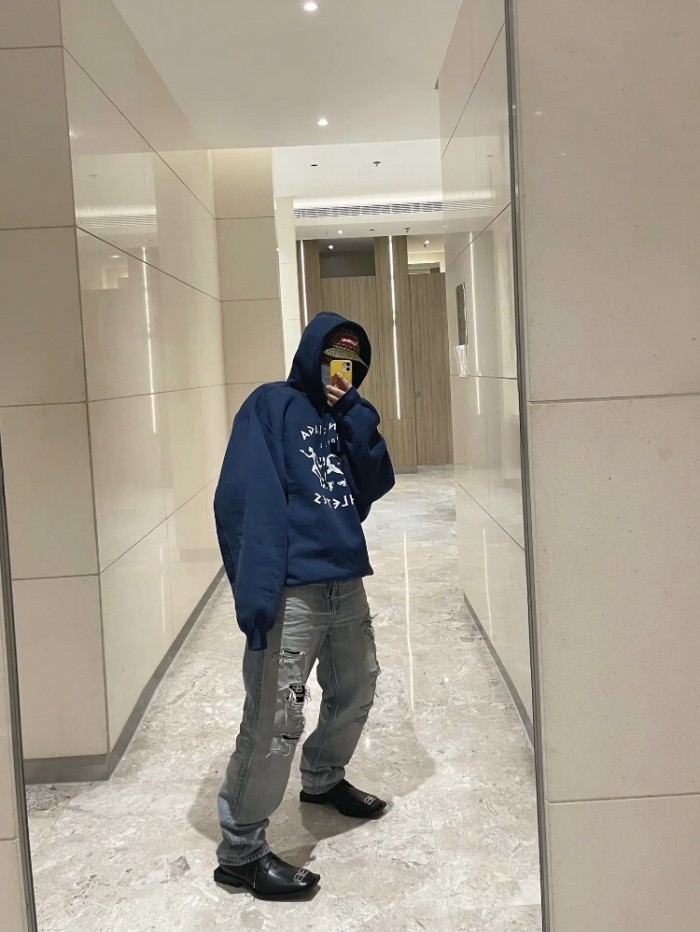 Clothes Balenciaga 53