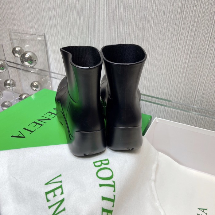 Bottega Veneta Boots 25