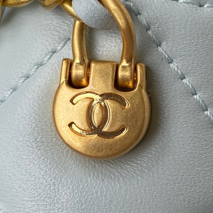 Handbag Chanel AS2855 size 19x13x6 cm