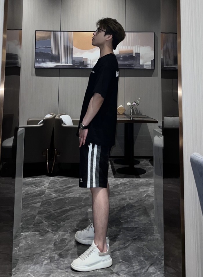 Clothes Balenciaga 77