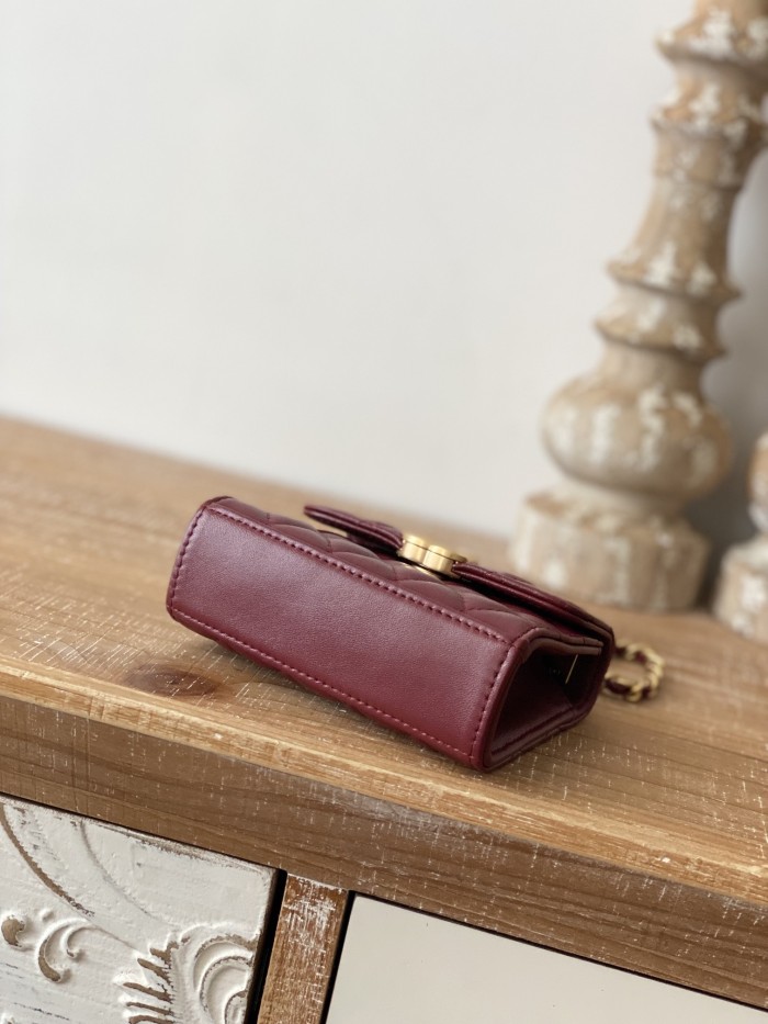 Handbag Chanel AP81212 size 8.5*11*4 cm