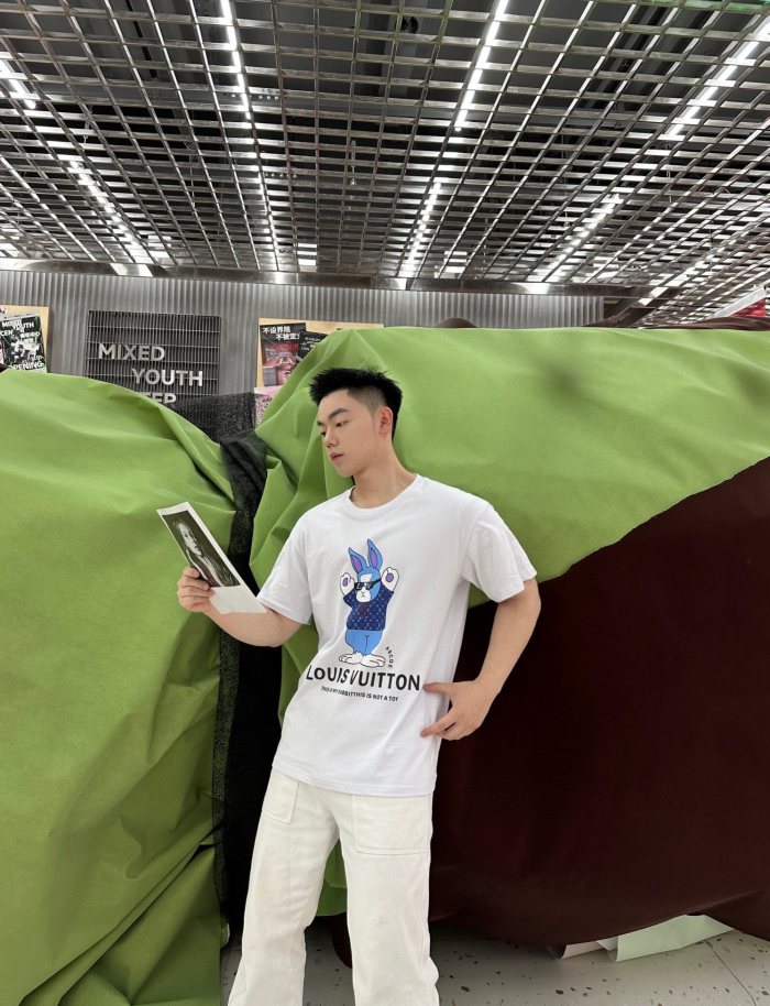 Clothes Louis Vuitton 248